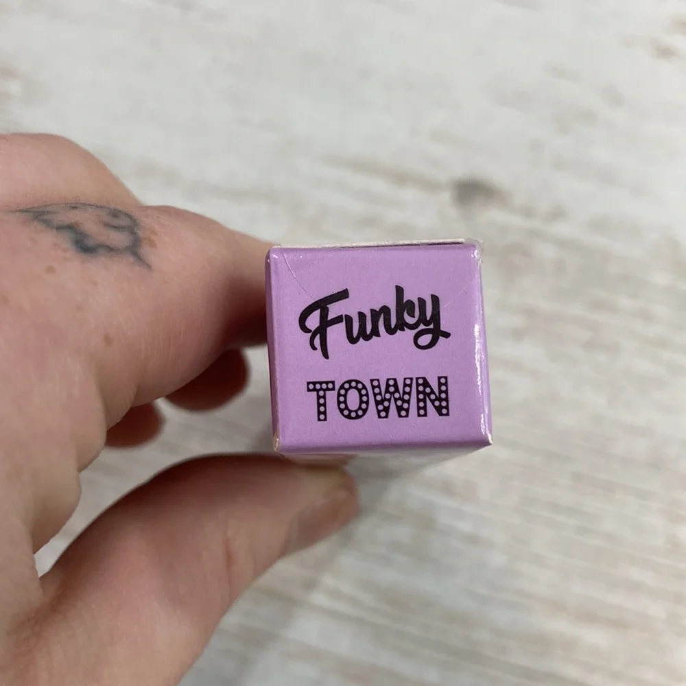 Medusa’s Makeup Disco Queen Extreme Sparkle Lip Gloss Funky Town